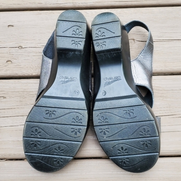 Dansko Jacinda Metallic Pewter Silver Criss Cross Strappy Slingback Sandals 42 - Picture 6 of 9